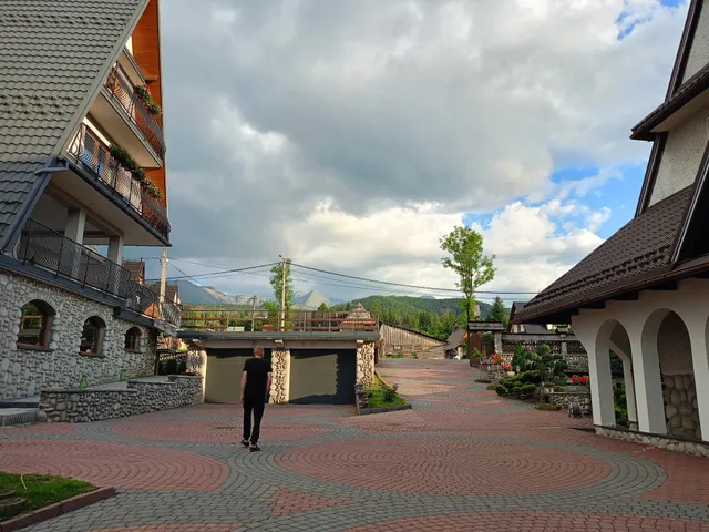 Willa Cyrlanka z widokiem na tatry