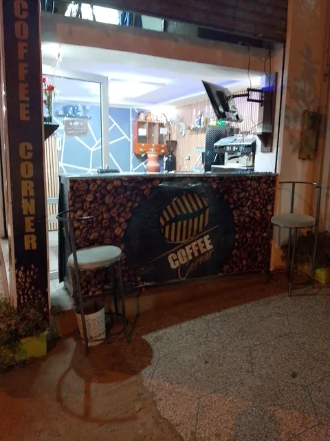 Café CORNER