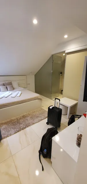 Alex central apartments