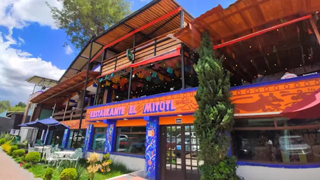 Restaurante y bar familiar “El Mitote Teotihuacán”.