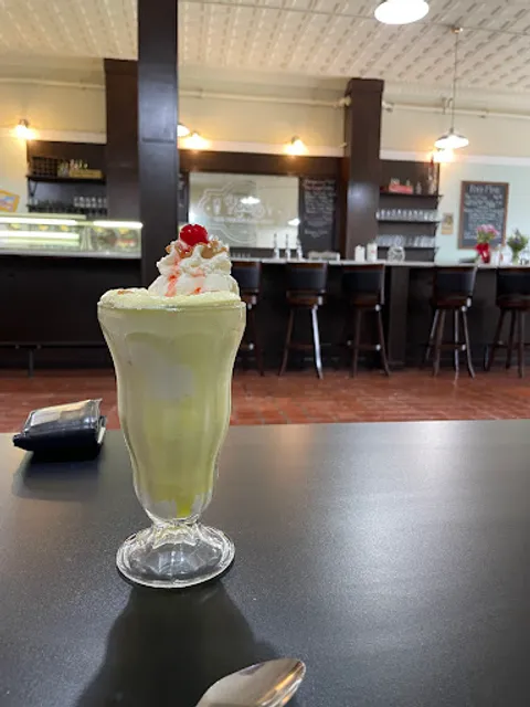 Reds Soda Fountain and Ice Cream