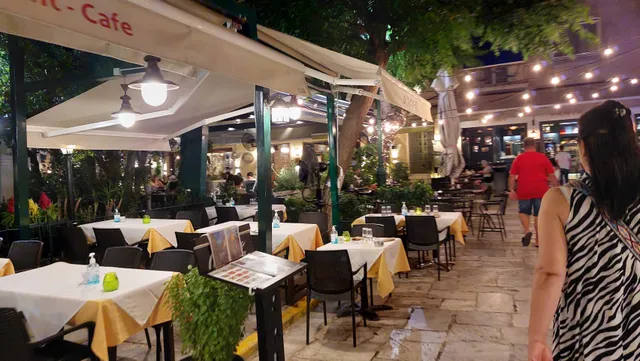 Taverna Plaka