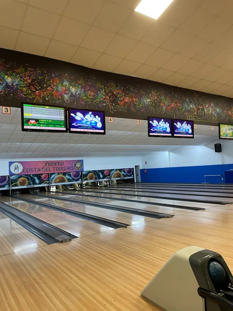 The Dude Bowling Vada