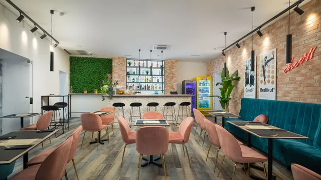 BAZA food bar & good vibes