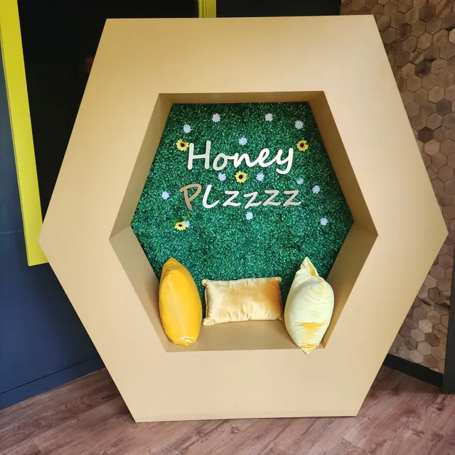 Honey Plzzzz Feet Retreat & Spa