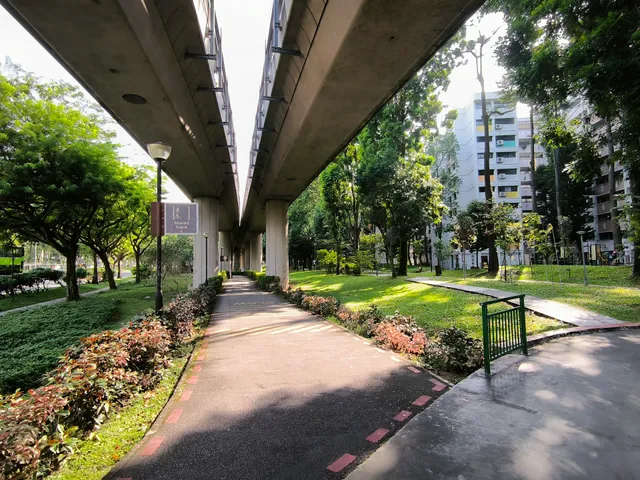 Woodlands (Ave 7) Park Connector