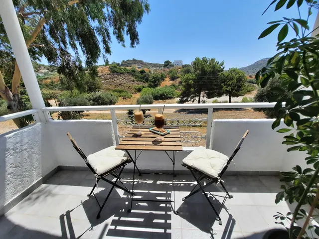 Eliá Boutique Studios