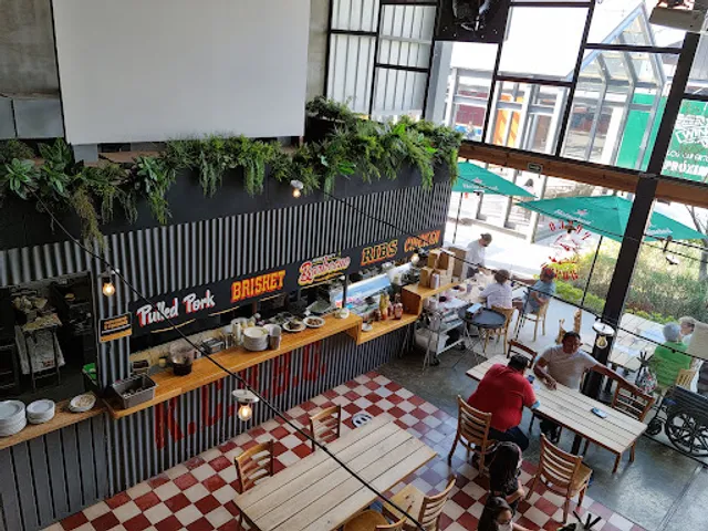 Porco Rosso BBQ Explanada Puebla