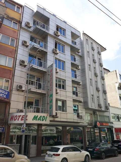 Madi Hotel