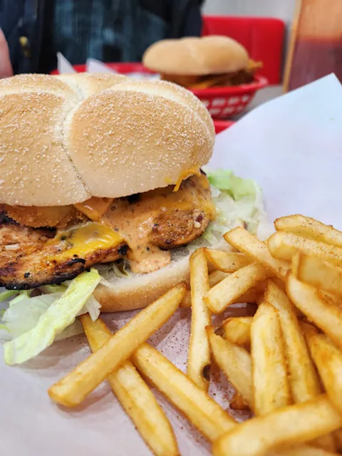 Sammy's Chicken n Shakes