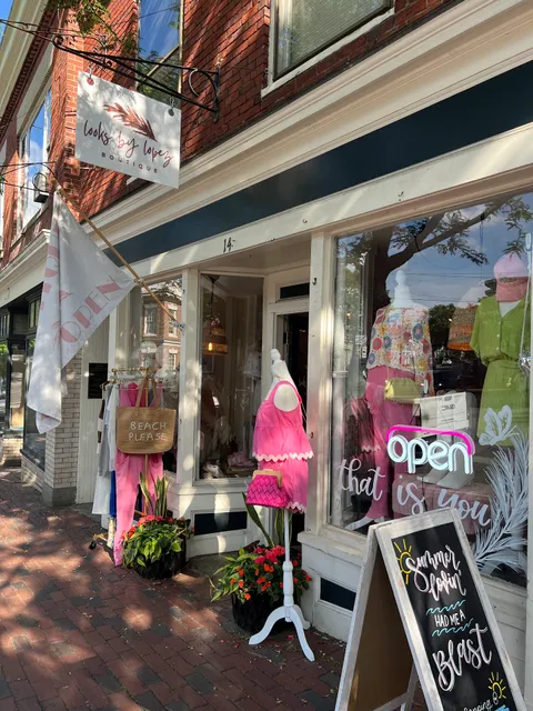 Looks By Lopez Boutique