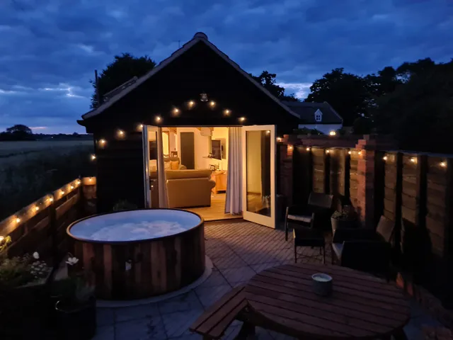 Bastwick Tower Holidays