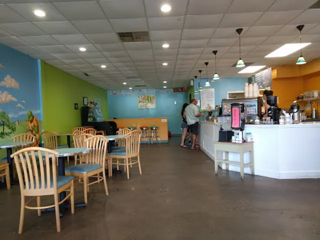 The Hop Ice Cream Cafe