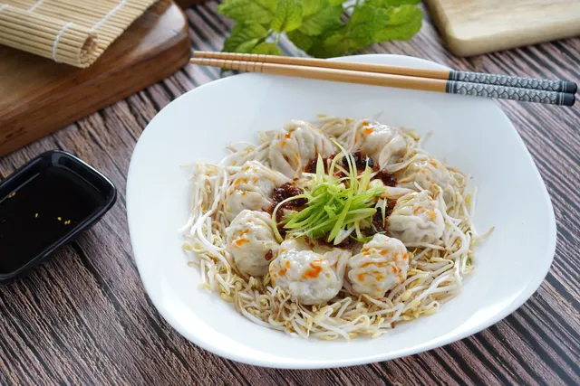 Ersao Taiwanese Restaurant E Rodriguez