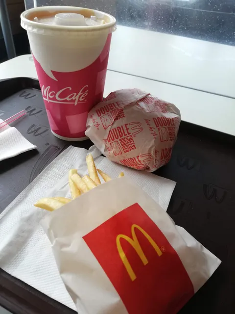 McDonald's Sun Mall Welcome Rotonda