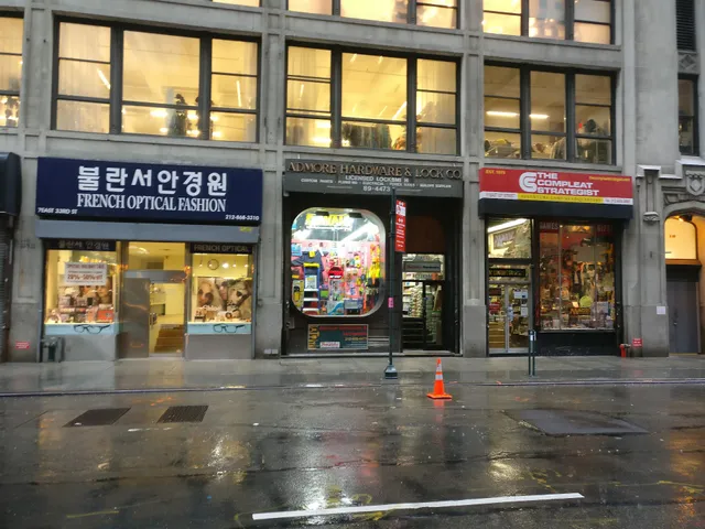 Admore Hardware & Lock