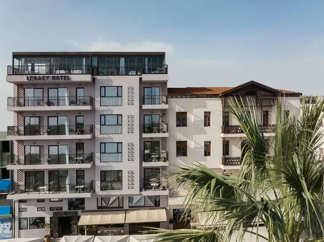 Legacy Gastro Suites