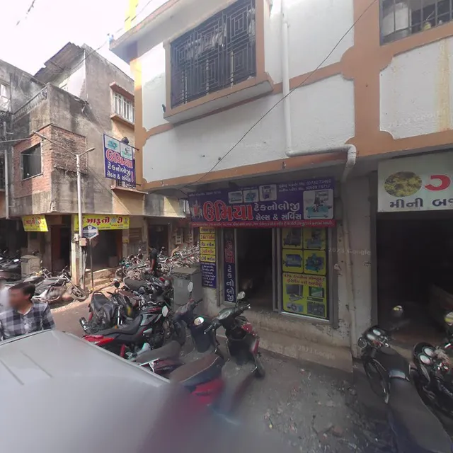 Gopi Kishan Dining Hall