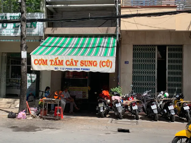 Cơm Tấm Cây Sung (Cũ) 112