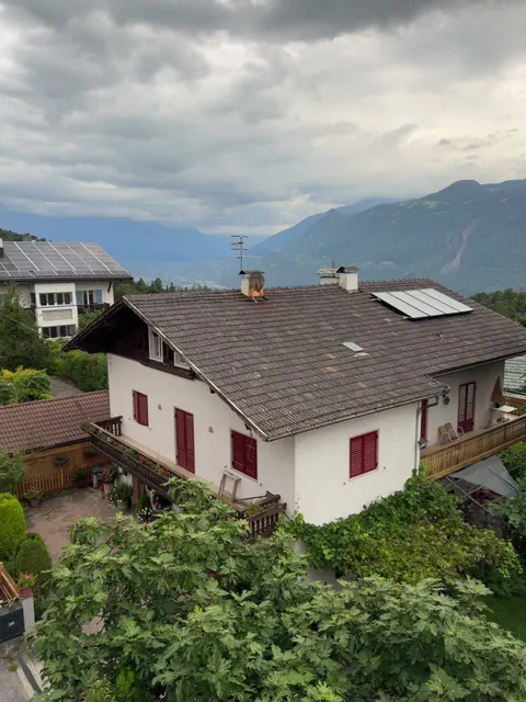 Mountain View Suites