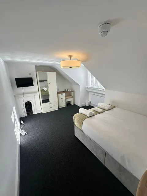 Cambridge Central Rooms - Tas Accommodations