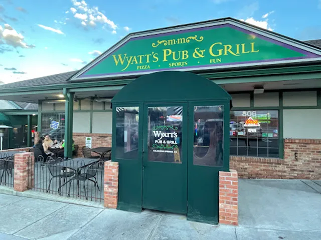 Wyatt's Pub & Grill
