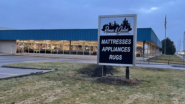 Romeo & Juliet Furniture