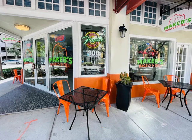 Makeb's Bagels | Downtown.