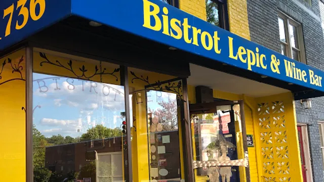 Bistrot Lepic & Wine Bar