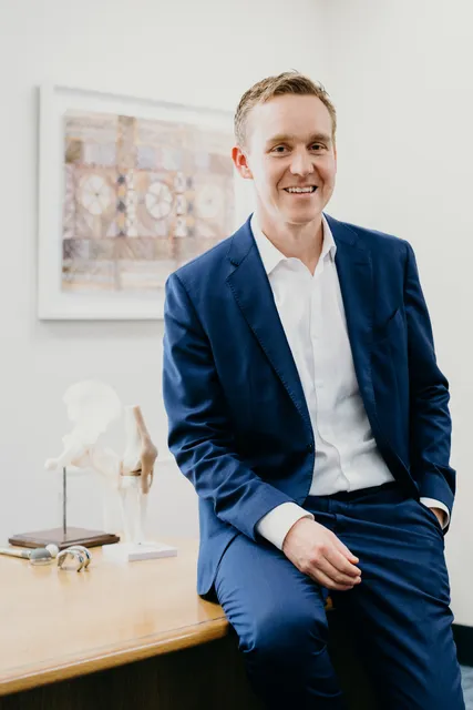 Dr Rhys Clark - Orthopaedic Hip & Knee Surgeon