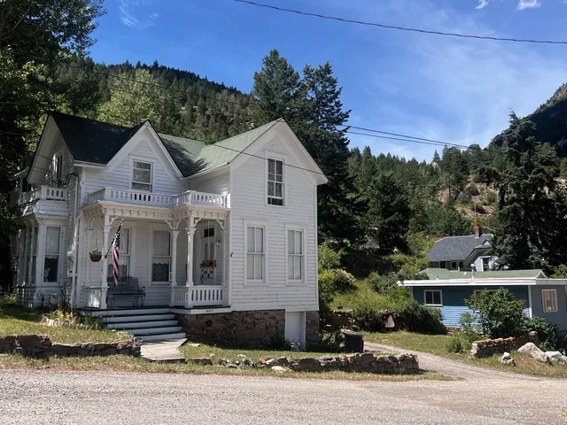 Gateway Visitor Center