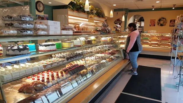 LaCascia's Bakery Deli & Catering