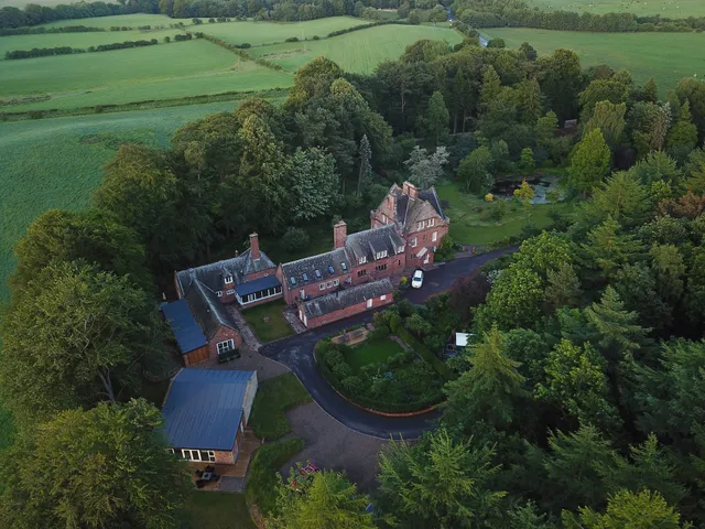 Four Gables Estates - Distinguished Holiday Cottages