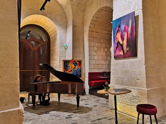 Lingot d'art 1876 – Piano-bar / Musée de la Chouette d’Or