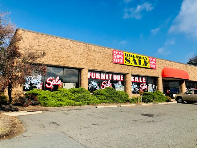 La Monarca Furniture