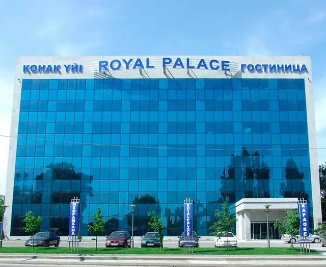 Royal Palace Hotel