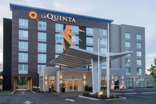 La Quinta by Wyndham Mobile