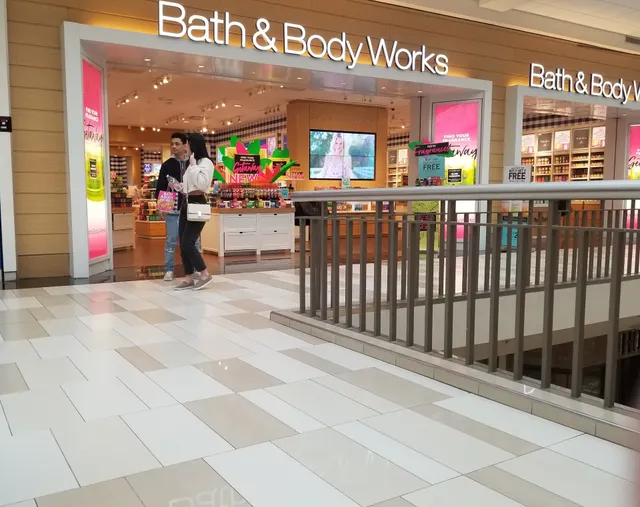 Bath & Body Works