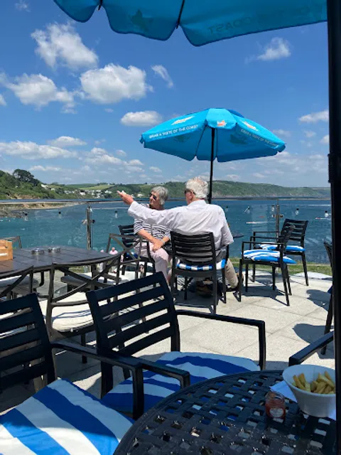 Raffles Bar And Lounge