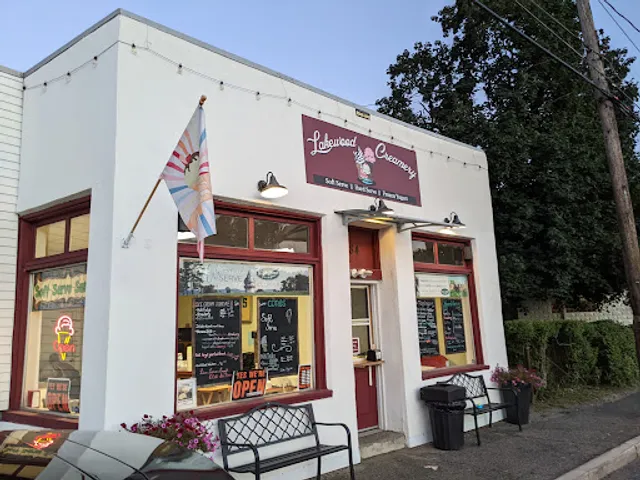 Lakewood Creamery