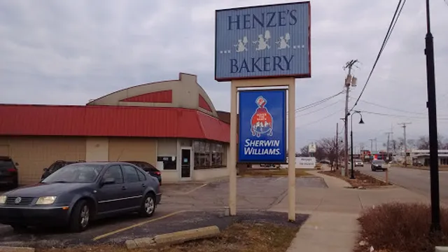 Henze's Bakery