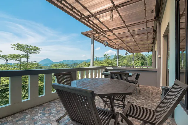 Fafa Hill Hotel & Resort Puncak