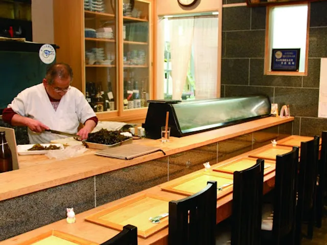 正喜越（割烹・寿司）