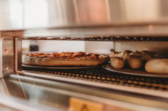 Holy Pie! Pizzeria - Dean Forest