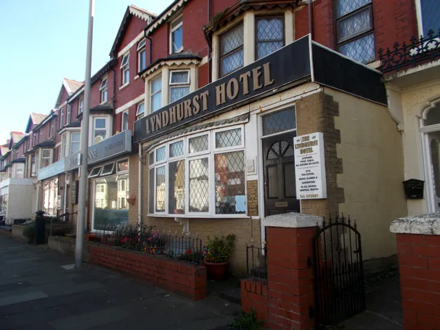 Lyndhurst Hotel