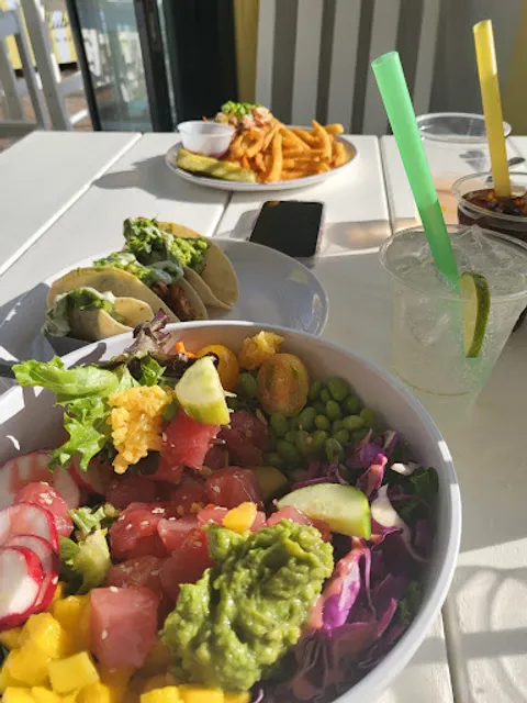 The Sunset Club at Tappen Beach