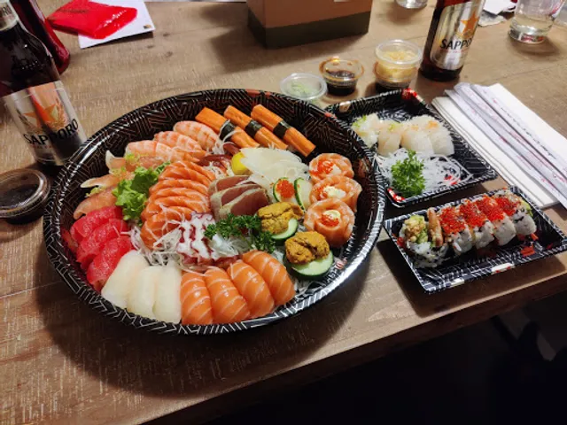 Hug Sushi Richmond Hill (Sushi Takeout)