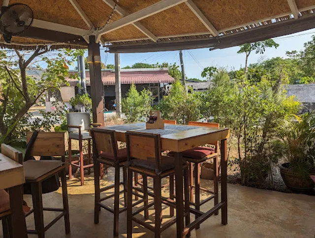 Coco's Nai Harn Cafe