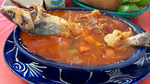 Mariscos El Pájaro 2