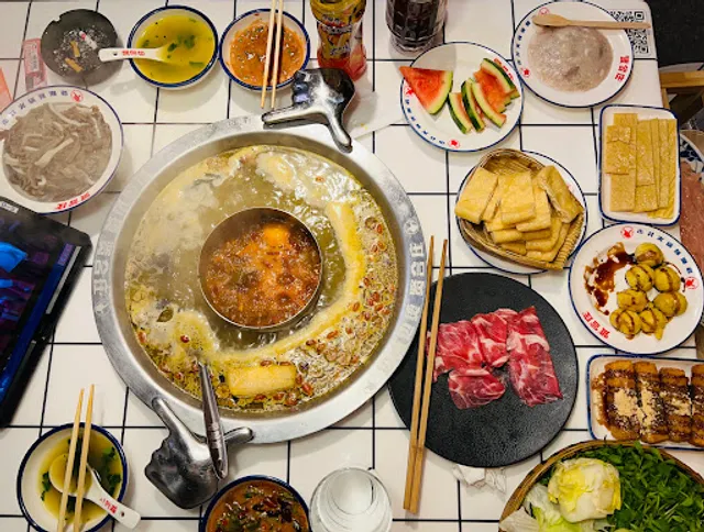 四川火鍋しゃぶしゃぶ専門店 賢合庄